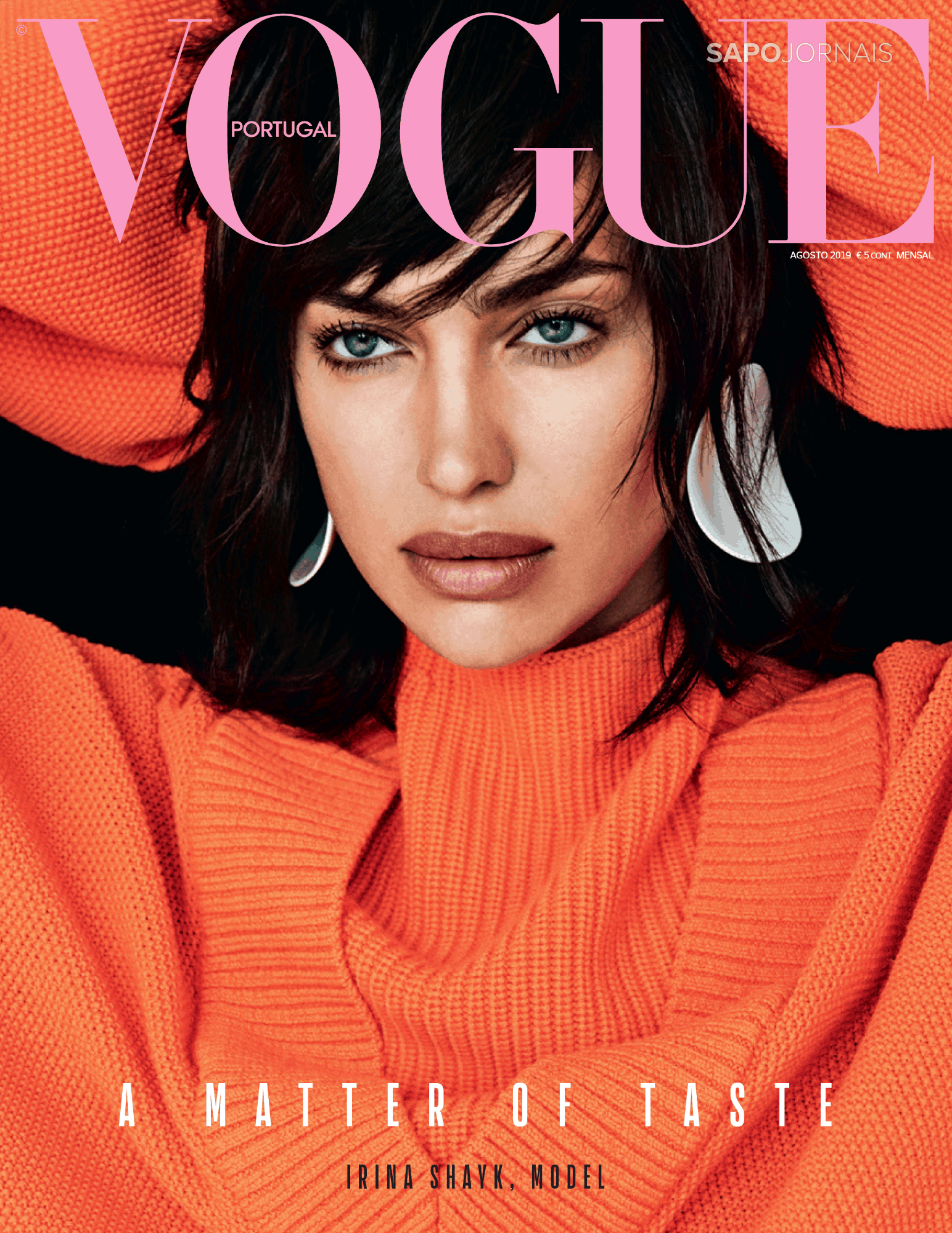 Vogue журнал. Ирина Шейк Vogue. Ирина Шейк обложка Vogue 2019. Ирина Шейк на обложке Вог. Ирина Шейк на обложке журнала Vogue.